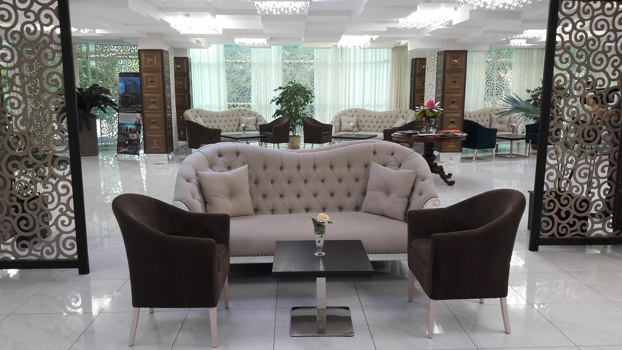 เอเรีย โฮเต็ล ชิซิเนา Hotel คีชีเนา ภายนอก รูปภาพ