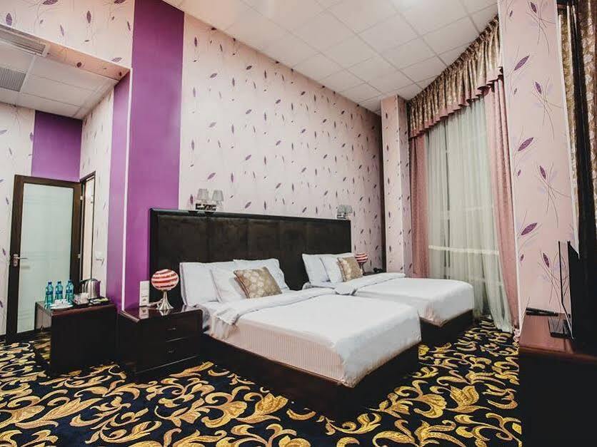 เอเรีย โฮเต็ล ชิซิเนา Hotel คีชีเนา ภายนอก รูปภาพ